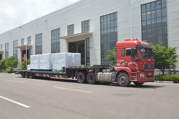 華全出口多臺靜音發電機